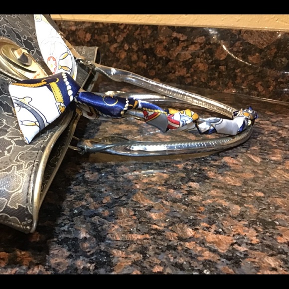 Celine Bags - Picture 7 of 16